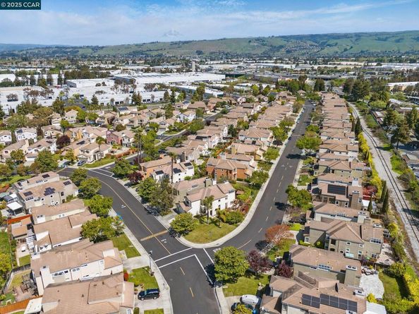 30300 Meridien Cir, Union City CA 94587