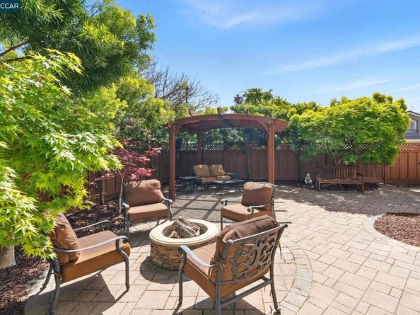 30300 Meridien Cir, Union City CA 94587