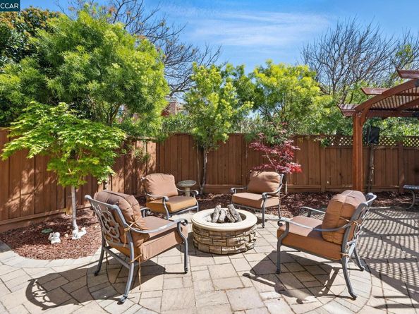 30300 Meridien Cir, Union City CA 94587