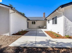 980 Oak St, Clayton CA 94517