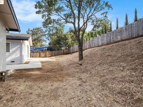 980 Oak St, Clayton CA 94517