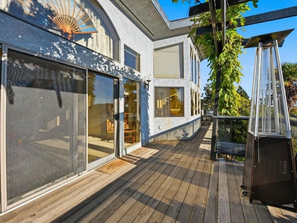 29673 Holiday St, Hayward CA 94544