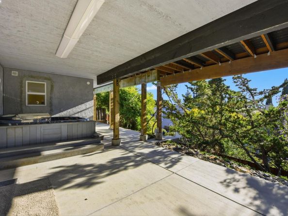 29673 Holiday St, Hayward CA 94544