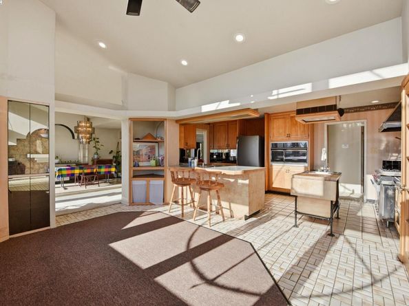 29673 Holiday St, Hayward CA 94544