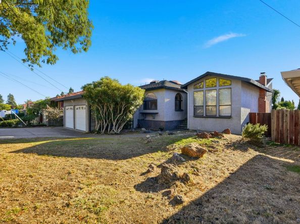 29673 Holiday St, Hayward CA 94544