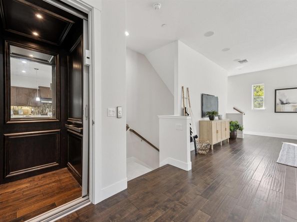 1360 Brookline Loop, Pleasanton CA 94566