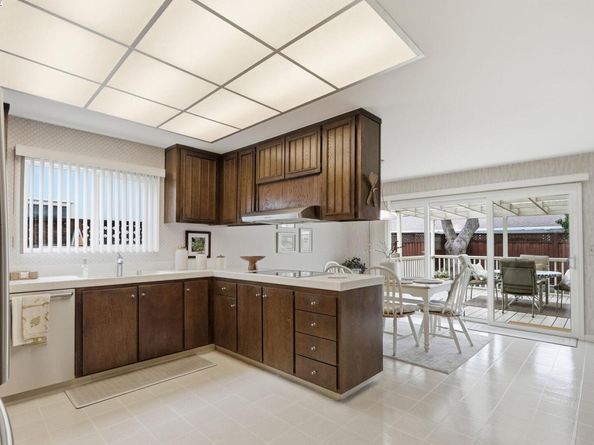 3155 Mackenzie Pl, Fremont CA 94536