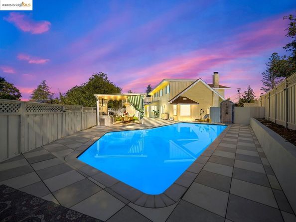 8 Skander CT, Pleasant Hill CA 94523