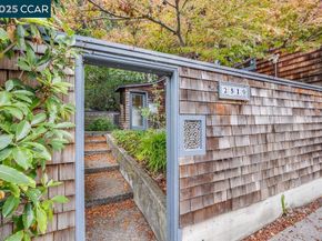 2519 Etna St 1, Berkeley CA 94704