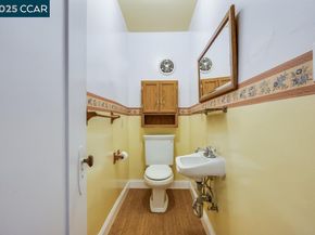 2519 Etna St 1, Berkeley CA 94704