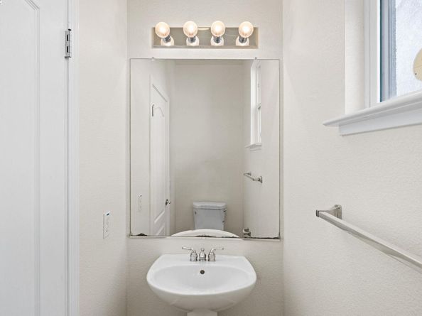 15619 Baypoint Ave, San Leandro CA 94579