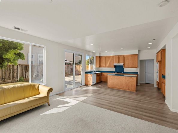 15619 Baypoint Ave, San Leandro CA 94579