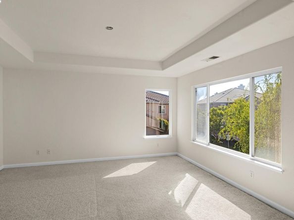 15619 Baypoint Ave, San Leandro CA 94579