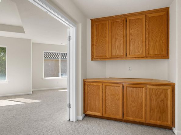 15619 Baypoint Ave, San Leandro CA 94579