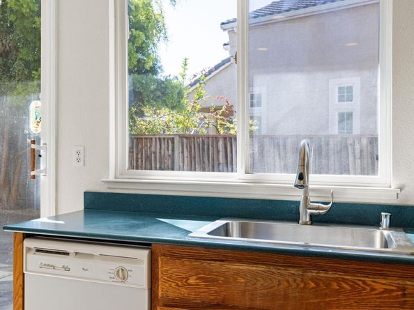 15619 Baypoint Ave, San Leandro CA 94579