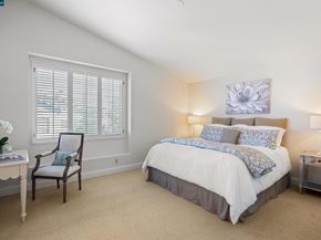 321 Liveoak Ct, Martinez CA 94553