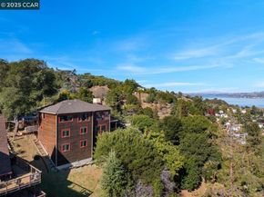 1087 Hillside Dr, Martinez CA 94553