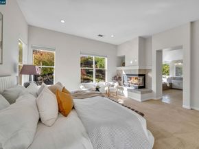 1040 Pebble Beach Dr, Clayton CA 94517