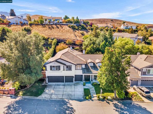 1040 Pebble Beach Dr, Clayton CA 94517