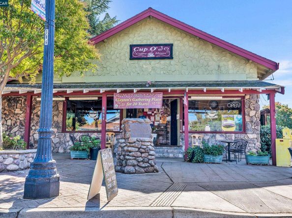 1040 Pebble Beach Dr, Clayton CA 94517