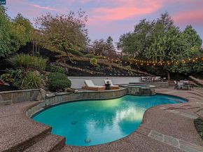 1040 Pebble Beach Dr, Clayton CA 94517