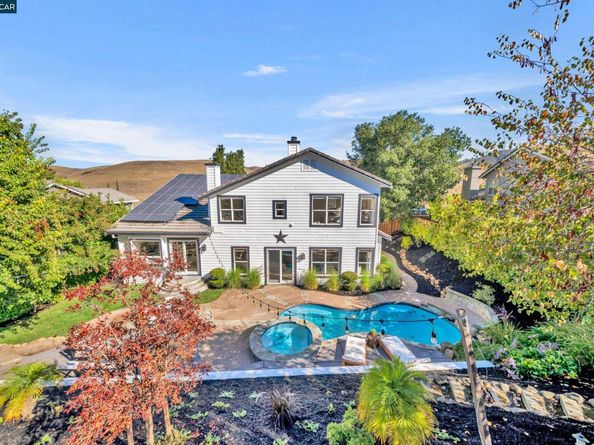 1040 Pebble Beach Dr, Clayton CA 94517