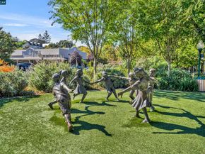 1040 Pebble Beach Dr, Clayton CA 94517