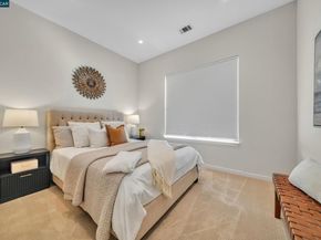 1040 Pebble Beach Dr, Clayton CA 94517