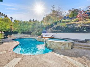 1040 Pebble Beach Dr, Clayton CA 94517
