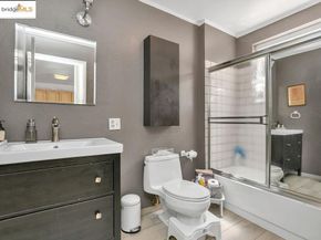 7141 Homewood Dr, Oakland CA 94611