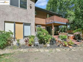 7141 Homewood Dr, Oakland CA 94611