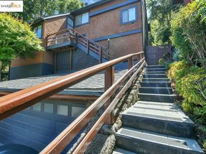 7141 Homewood Dr, Oakland CA 94611