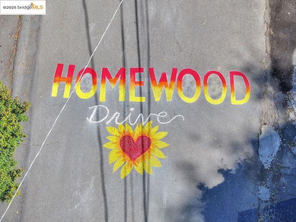7141 Homewood Dr, Oakland CA 94611