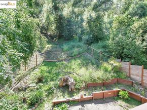 7141 Homewood Dr, Oakland CA 94611