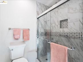 1607 10th St, Berkeley CA 94710