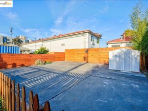 1607 10th St, Berkeley CA 94710