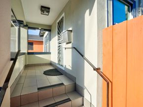 1607 10th St, Berkeley CA 94710