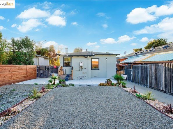 1607 10th St, Berkeley CA 94710