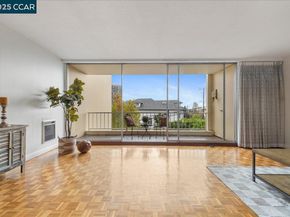 320 Lee St 202, Oakland CA 94610