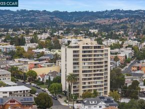 320 Lee St 202, Oakland CA 94610