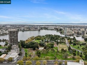 320 Lee St 202, Oakland CA 94610