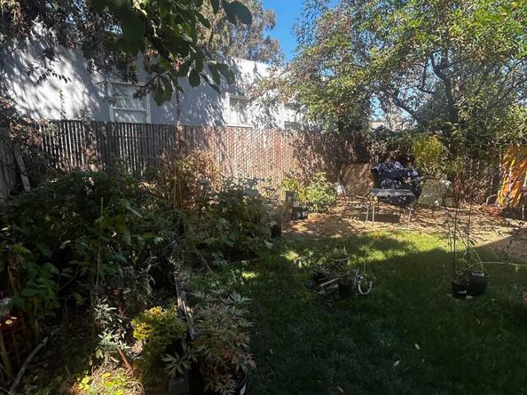 2816 Foothill Blvd, Oakland CA 94601