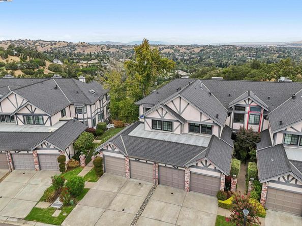156 Haslemere Ct, Lafayette CA 94549