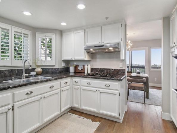 156 Haslemere Ct, Lafayette CA 94549