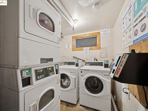 1425 Lakeside DR 201, Oakland CA 94612