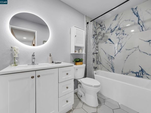 16411 Saratoga St 106W, San Leandro CA 94578