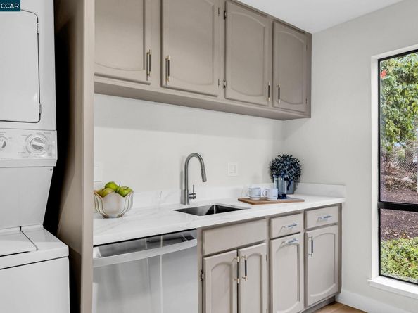 16411 Saratoga St 106W, San Leandro CA 94578