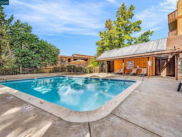 16411 Saratoga St 106W, San Leandro CA 94578