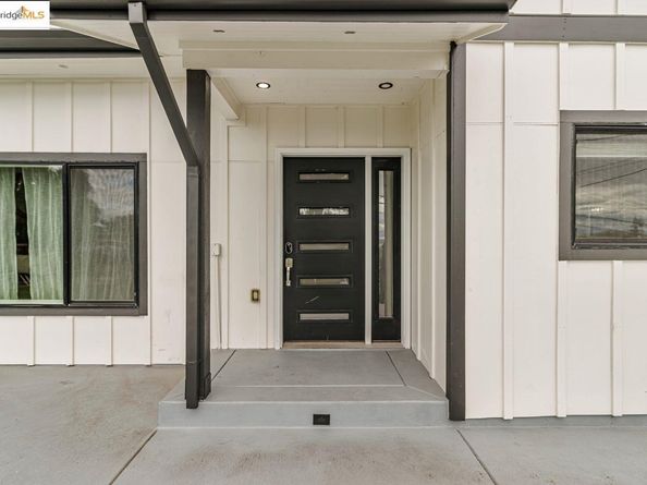 7900 Michigan Ave, Oakland CA 94605