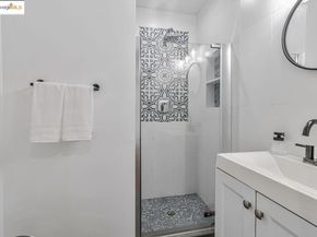 7900 Michigan Ave, Oakland CA 94605
